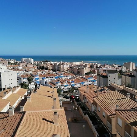 Magnificent 3 Bedroom House Close To The Beach With Community Swimming Pool Santa Pola Dış mekan fotoğraf